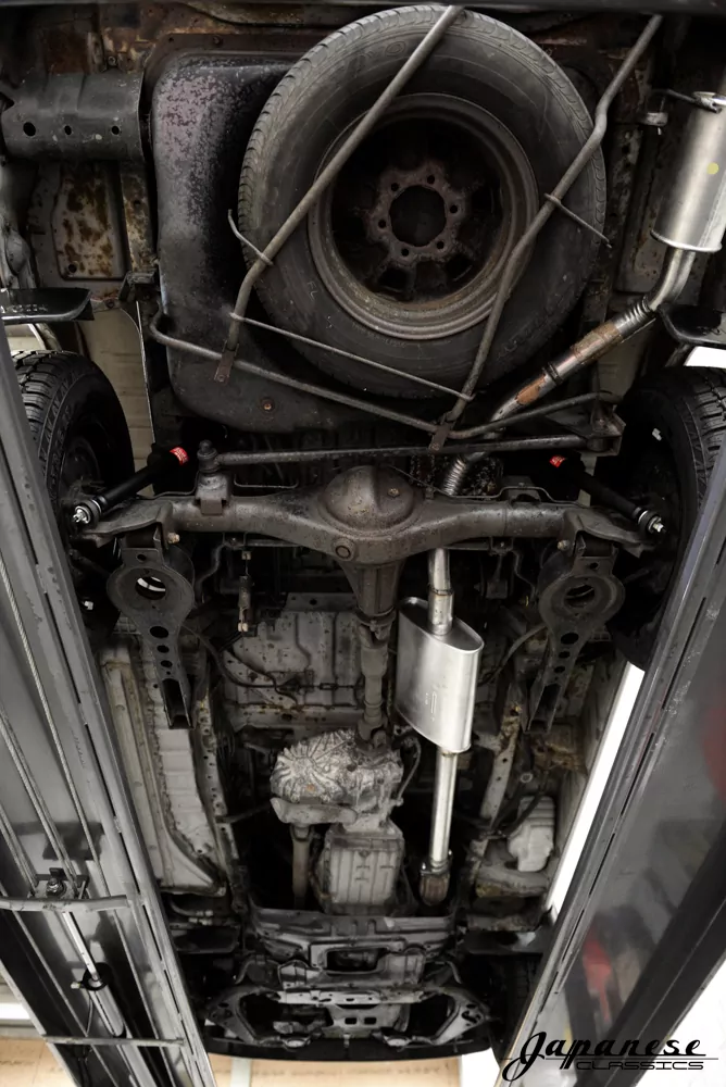 1995 Toyota HiAce JDM car for sale — photo 24 of 25