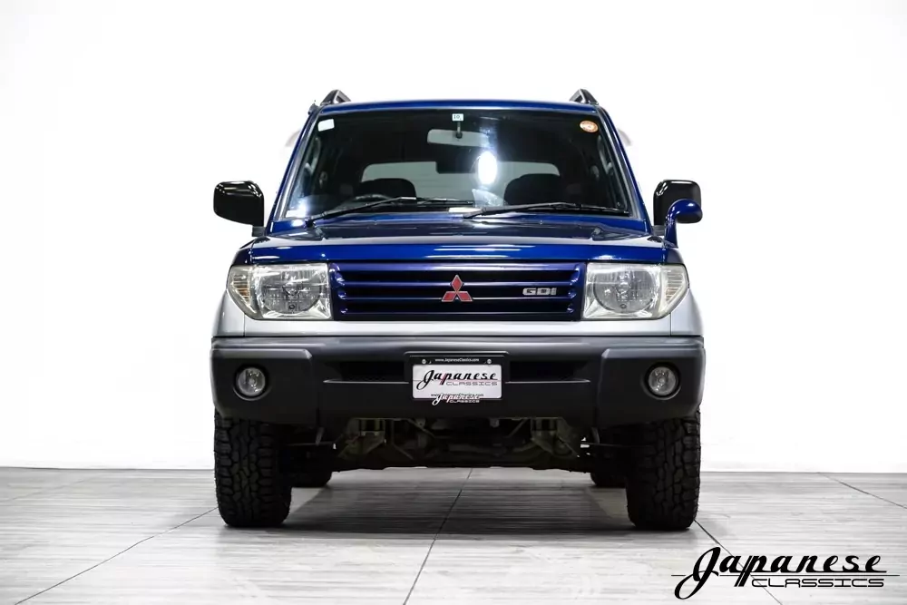 1998 Mitsubishi Pajero JDM car for sale — photo 2 of 25
