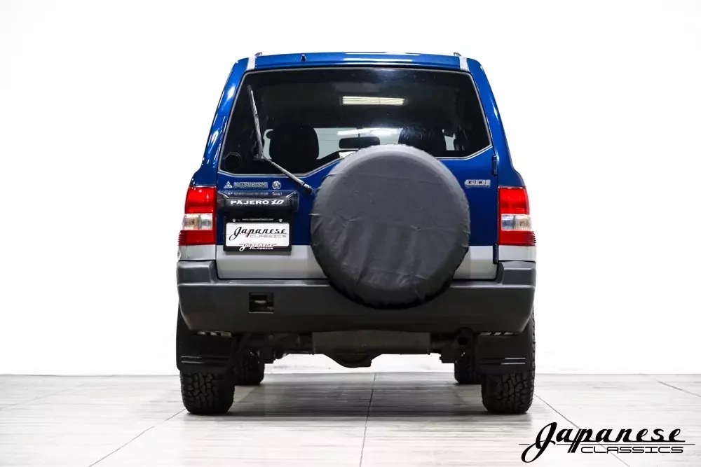 1998 Mitsubishi Pajero JDM car for sale — photo 7 of 25