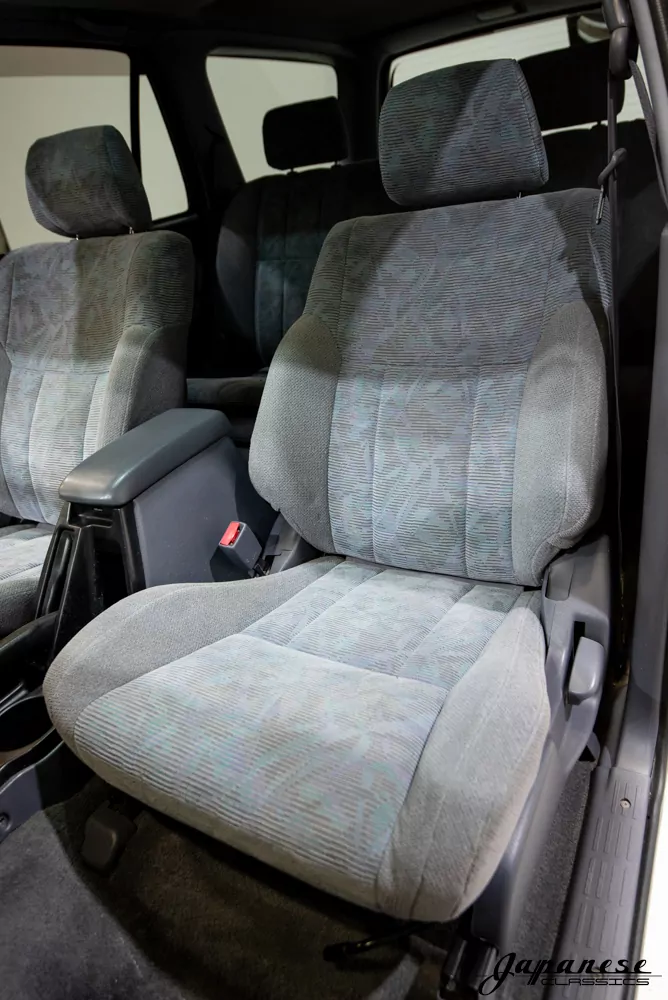 1998 Toyota Hilux JDM car for sale — photo 16 of 25