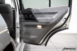 1999 Mitsubishi Pajero V78