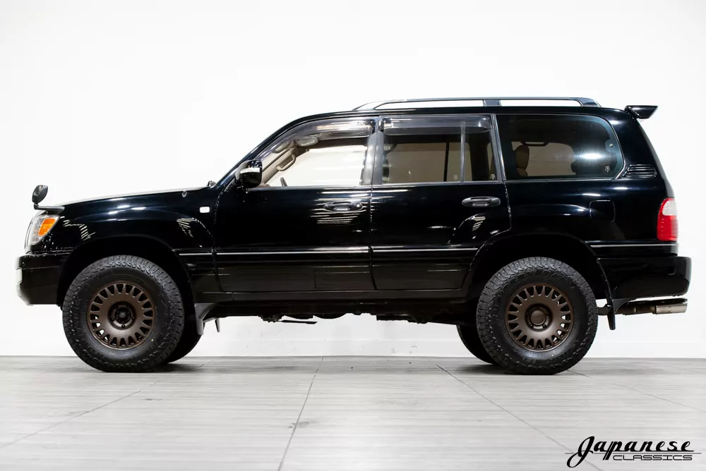 CYGNUS Black シグナス Camping Club 1999 Toyota Land Cruiser Cygnus