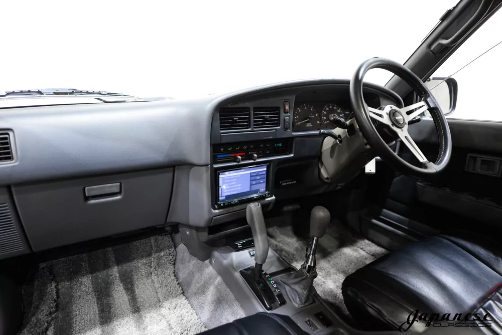 獅子　NＴ-93 1995 Hilux Surf KZN130 SSR-X – Japanese Classics