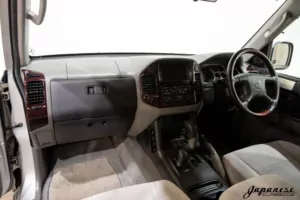 1999 Mitsubishi Pajero V78