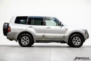 1999 Mitsubishi Pajero V78