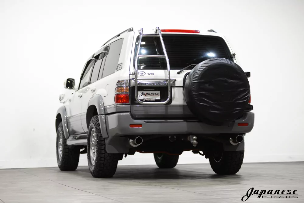 1998 UZJ100 Land Cruiser VXL – Japanese Classics