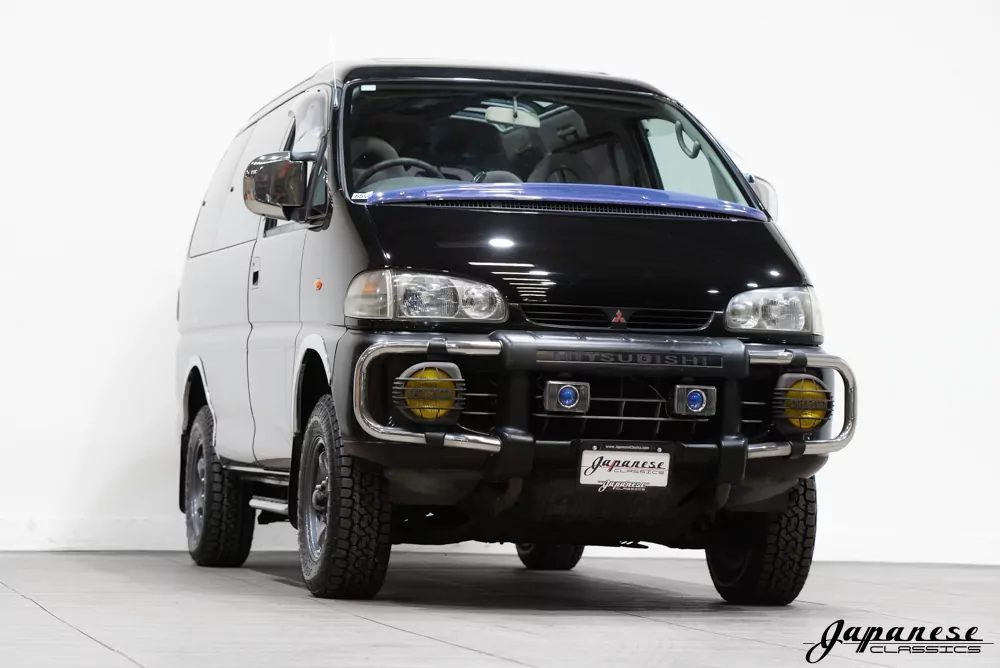 1997 Mitsubishi Delica Super Exceed