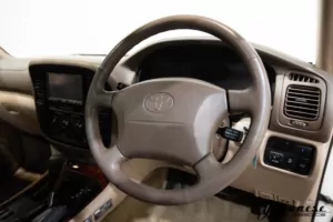 1999 Land Cruiser VX-Limited V8
