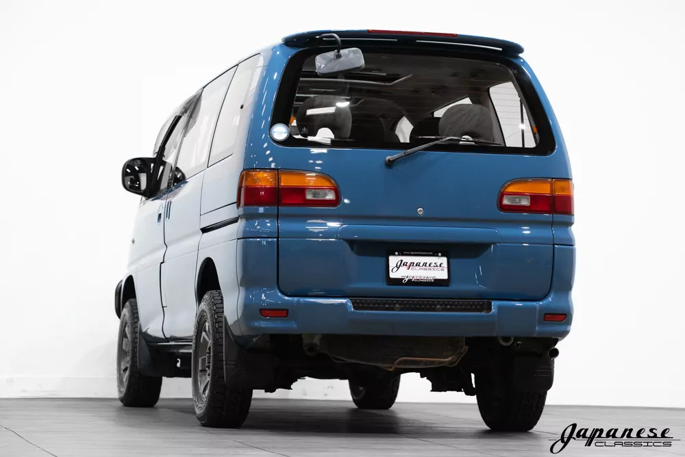 1994 Mitsubishi Delica – Japanese Classics