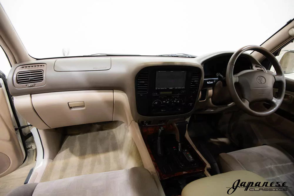 1999 Land Cruiser VX-Limited V8