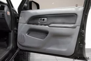 1997 Hilux Surf SSR-X 2.7L