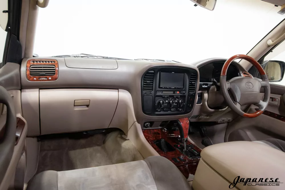 1998 UZJ100 Land Cruiser