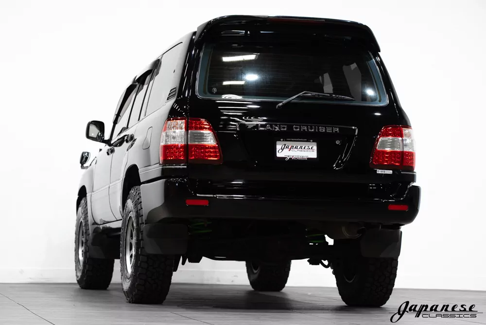 1998 V8 Toyota Land Cruiser – Japanese Classics