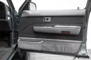 1993 Toyota KZN130 Hilux Surf