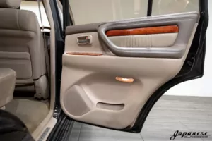 1999 Land Cruiser Cygnus V8
