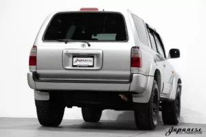 1999 Hilux Surf SSR-X Modellista