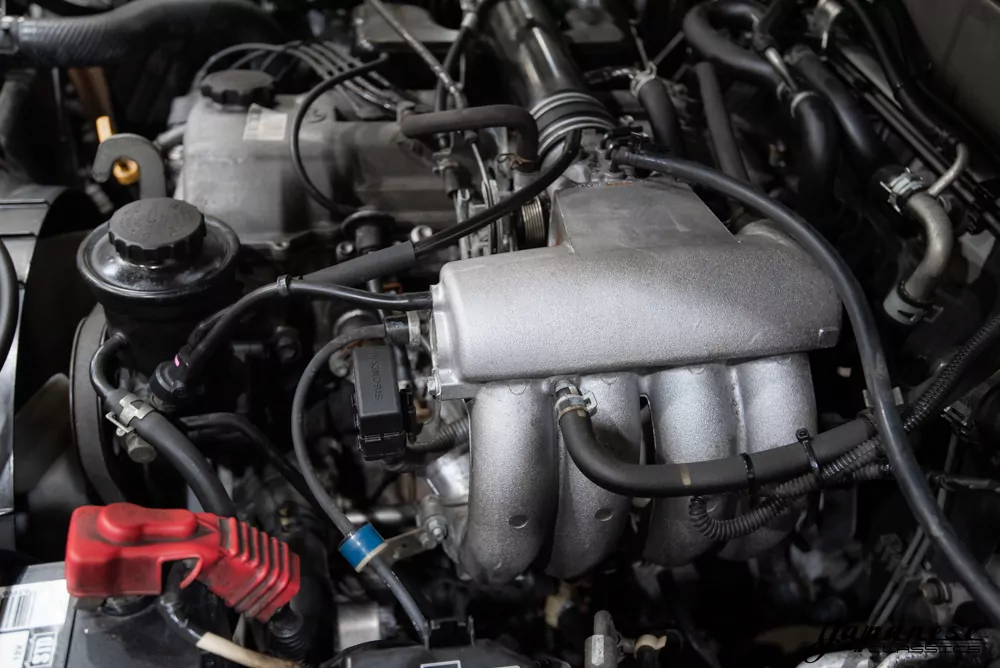 1999 Hilux Surf SSR-X Modellista