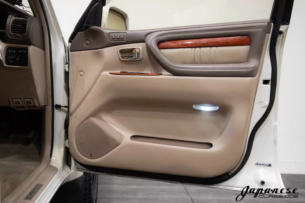 2000 Toyota Land Cruiser JDM car for sale — photo 20 of 25