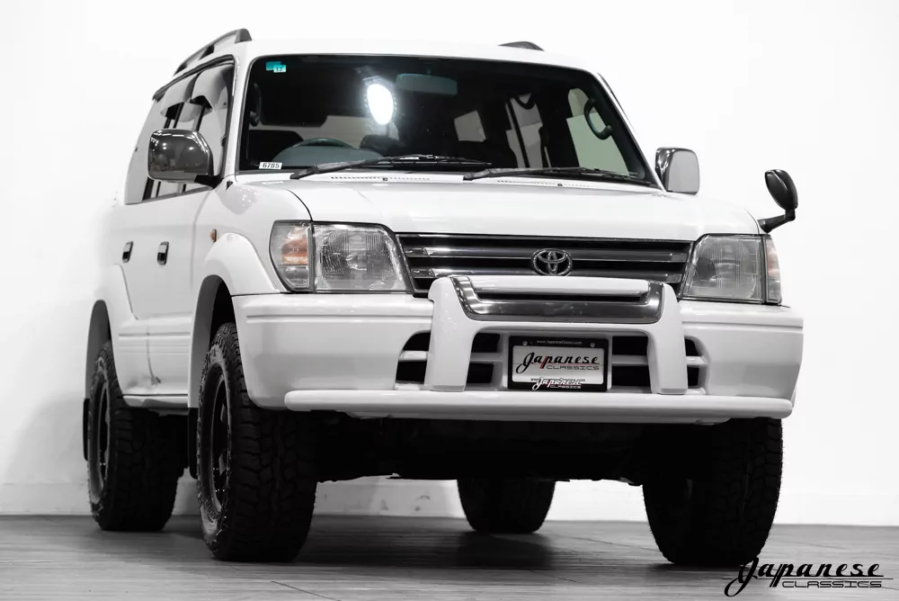 lifewithplants 　LAND CRUISER PRADO Toyota Land Cruiser Prado Jump Start & Hidden Terminal