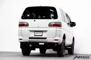 2000 Mitsubishi Delica Chamonix