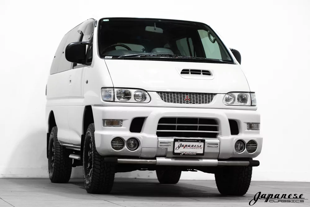 2000 Mitsubishi Delica Chamonix – Japanese Classics
