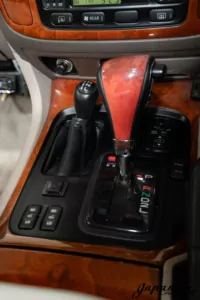 2000 Land Cruiser Cygnus V8