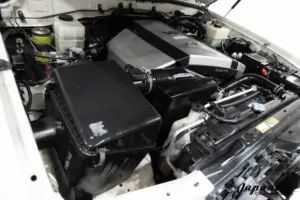 2000 Land Cruiser Cygnus V8