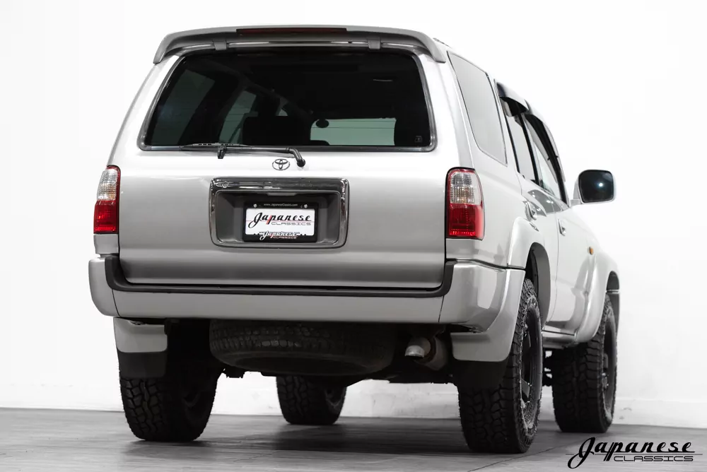 2000 Toyota Hilux JDM car for sale — photo 8 of 25