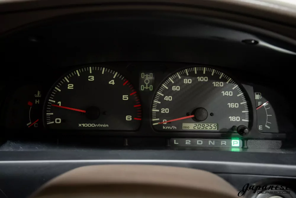 2000 Toyota Hilux JDM car for sale — photo 13 of 25