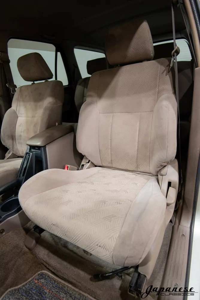 2000 Toyota Hilux JDM car for sale — photo 15 of 25