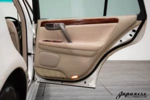 2000 Toyota Crown Estate