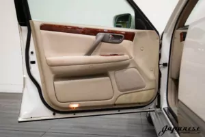 2000 Toyota Crown Estate