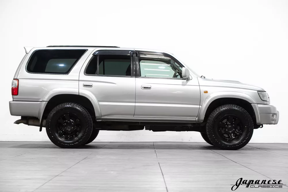 2000 Toyota Hilux JDM car for sale — photo 5 of 25