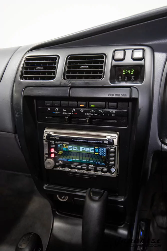 1996 Toyota Hilux Surf JDM car for sale — photo 11 of 25