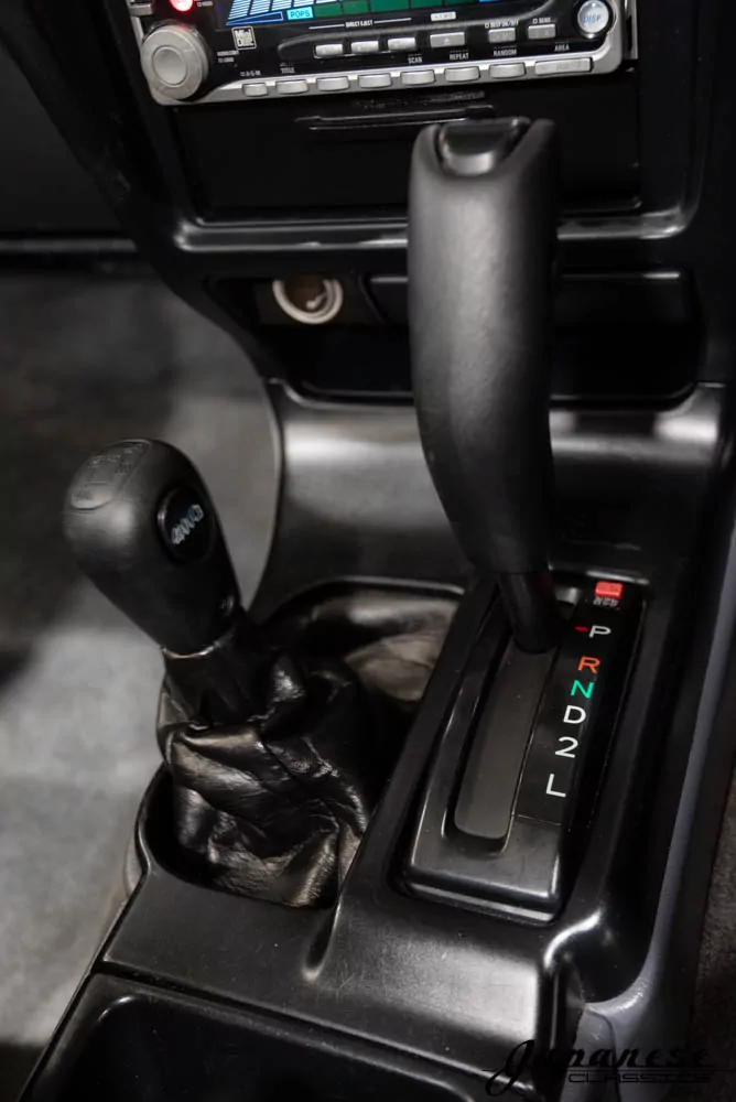 1996 Toyota Hilux Surf JDM car for sale — photo 10 of 25