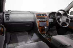 1998 Nissan Gloria GT V6