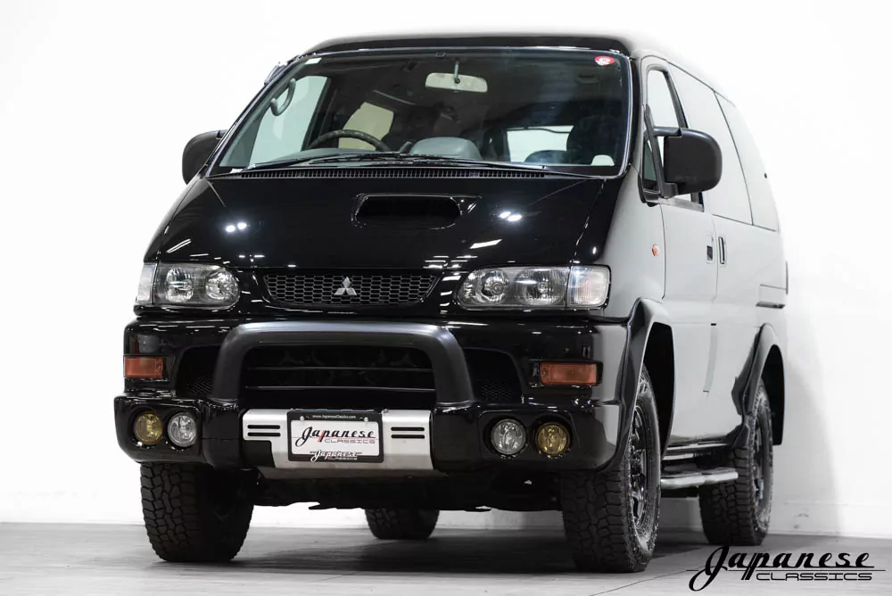 1998 Mitsubishi Delica JDM car for sale
