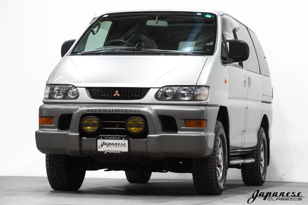 1999 Mitsubishi Delica JDM car for sale