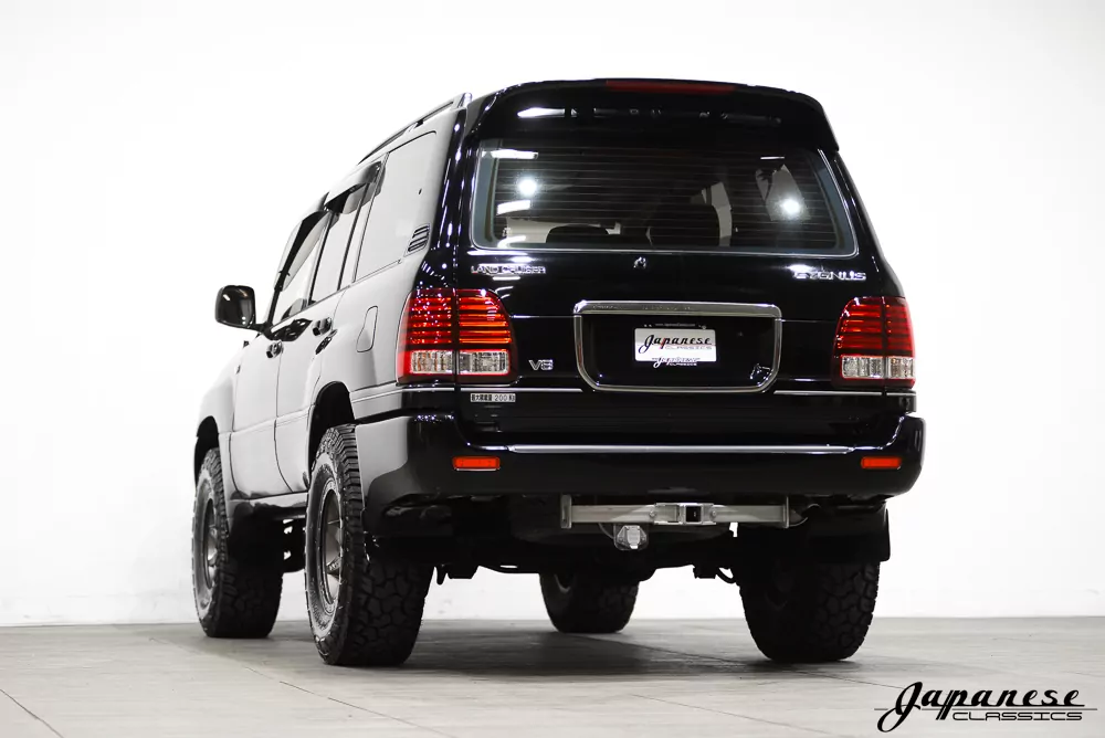 1999 Toyota Land Cruiser Cygnus JDM car for sale — photo 6 of 10