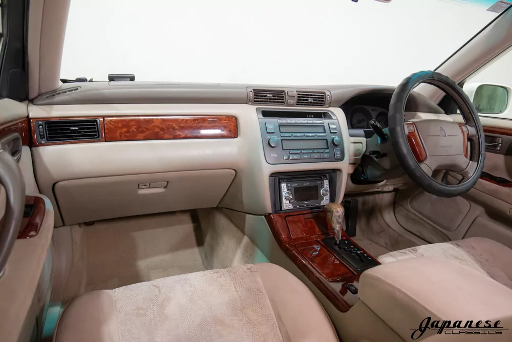 2001 Toyota Crown Athlete V