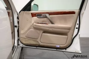 2001 Toyota Crown Athlete V