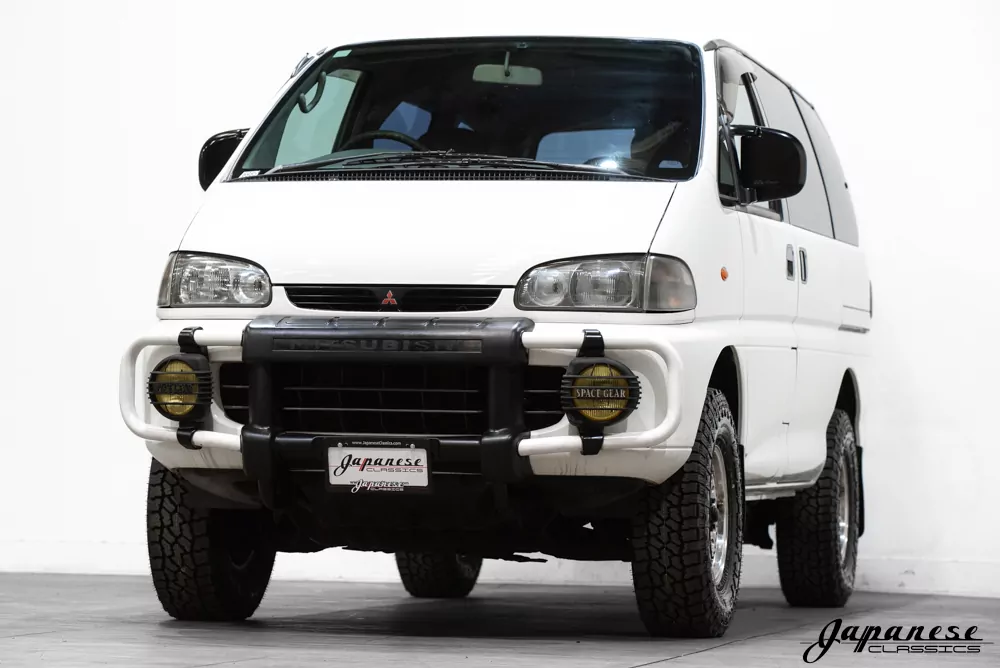 1994 Mitsubishi Delica JDM car for sale