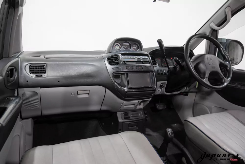 2000 Mitsubishi Delica 2.8TD – Japanese Classics