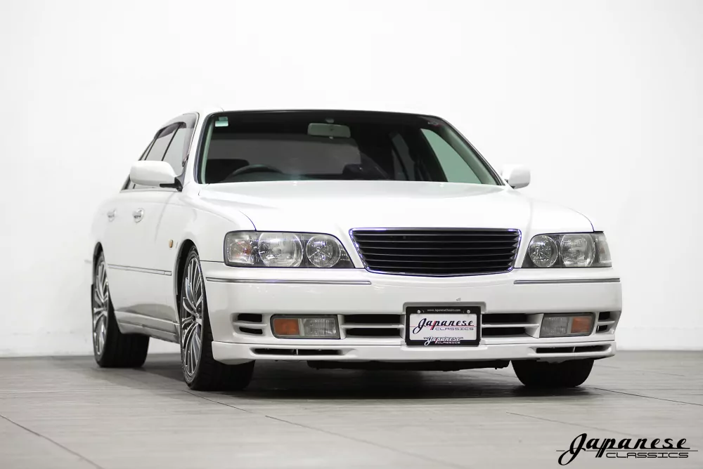1997 Nissan Cima JDM car for sale — photo 3 of 25