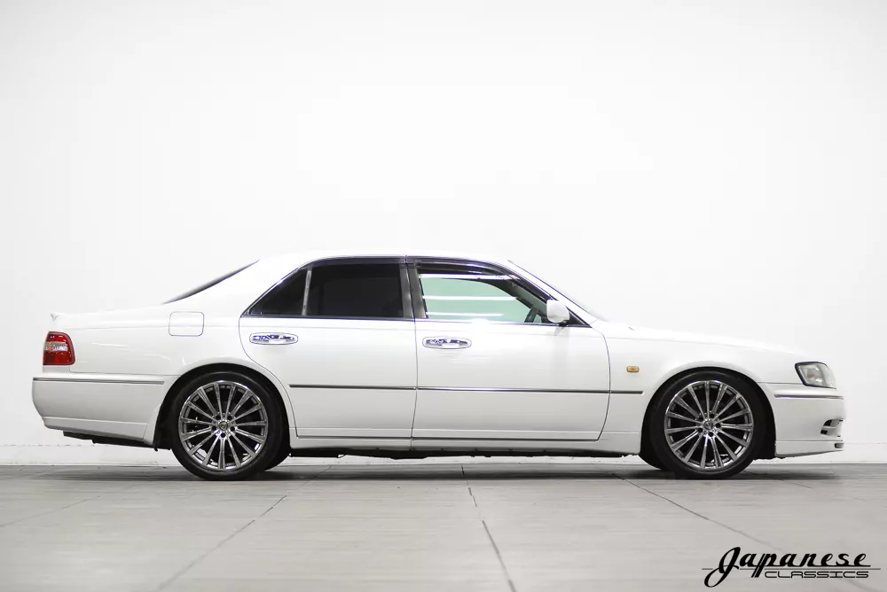 1997 Nissan Cima JDM car for sale — photo 5 of 25